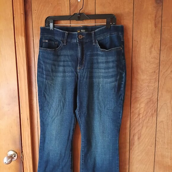 Lee Women's Bootcut Reg Fit Mid Rise Jeans Size 14 Short - Picture 4 of 7